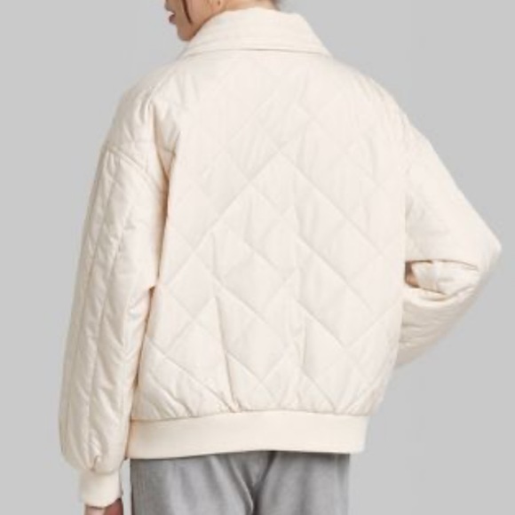 Women's Nylon Quilted Bomber Jacket -
Wild Fable Off-White L.          NWT - Picture 2 of 3